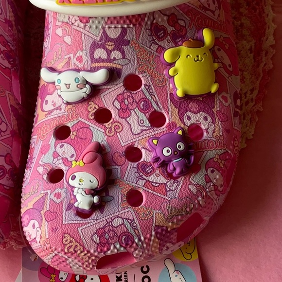 π±ππ± CROCS HELLO KITTY  CLOGS π±ππ± - Picture 12 of 16